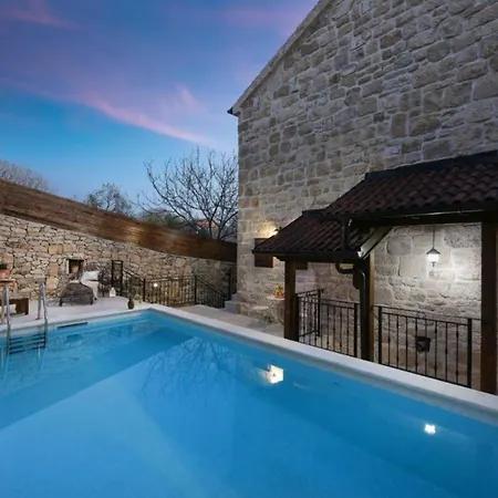 Villa Stone Aura With Pool Vrana (Zadar)